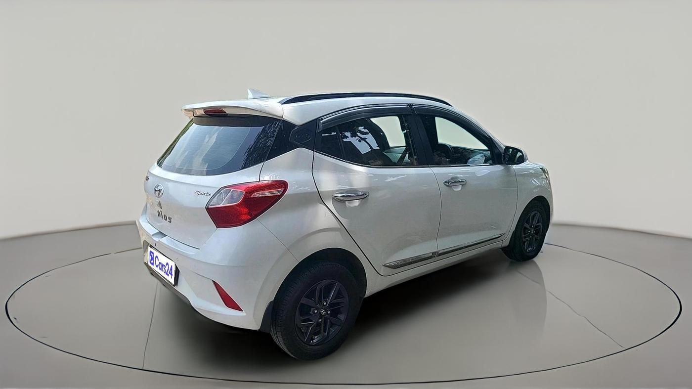 2022 Hyundai GRAND I10 NIOS SPORTZ 1.2 KAPPA VTVT CNG, CNG, Manual, 81,843 km, exterior