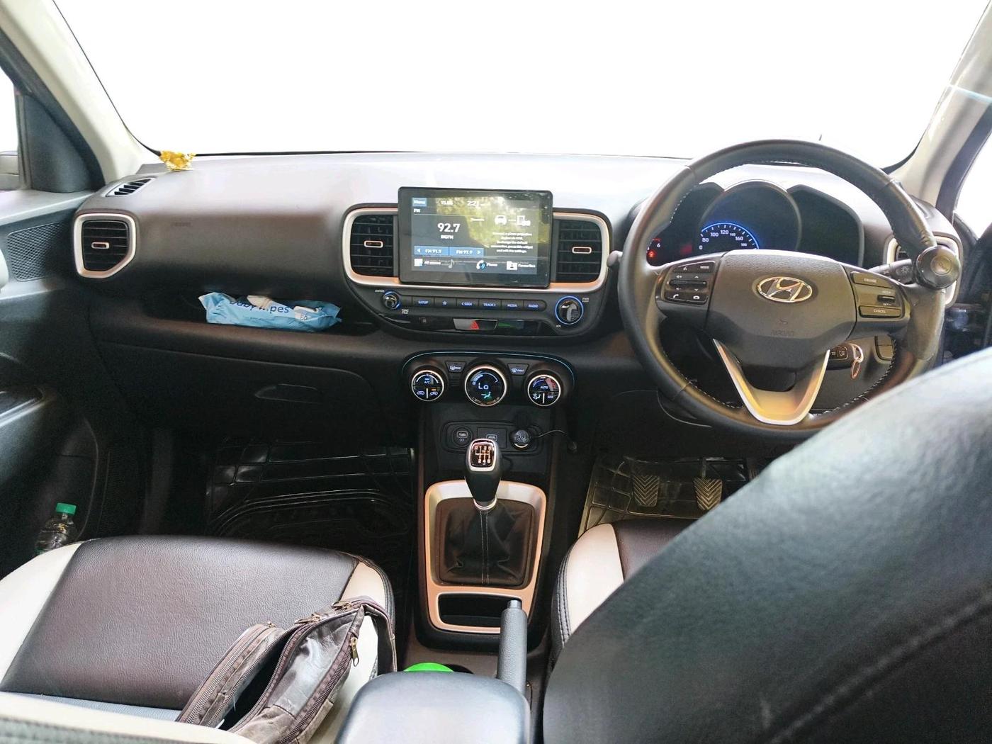 2019 Hyundai VENUE SX 1.4 CRDI, Diesel, Manual, 70,686 km, interior