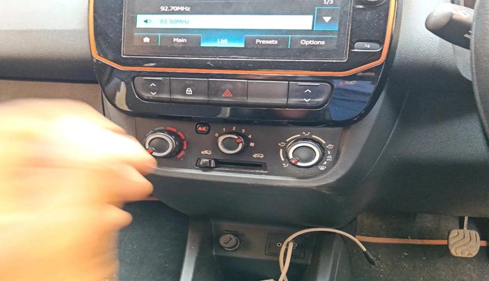 2020 Renault Kwid CLIMBER 1.0 AMT (O), Petrol, Automatic, 59,257 km, interior