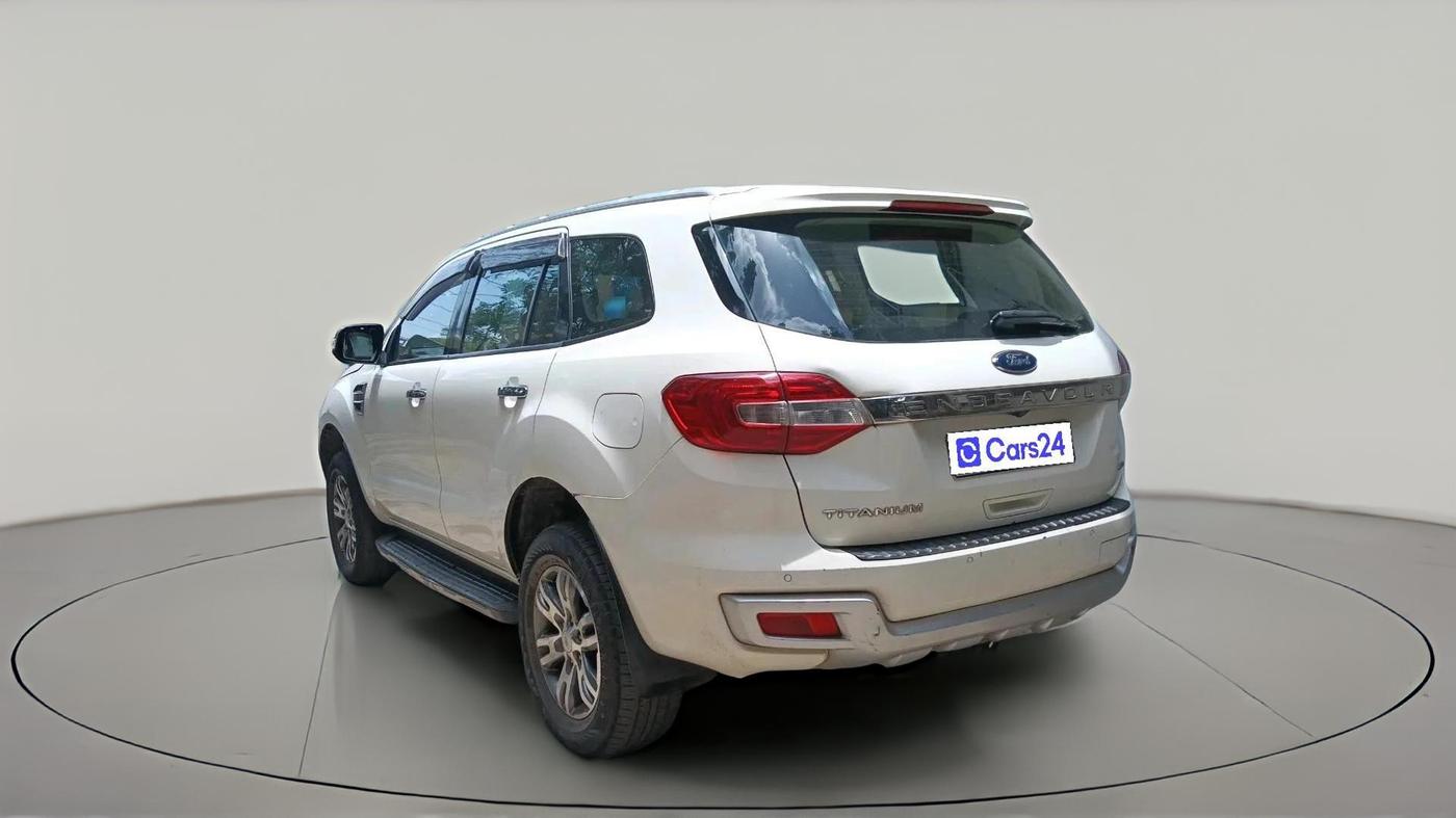 2018 Ford Endeavour TITANIUM 3.2 4X4 AT, Diesel, Automatic, 1,14,505 km, exterior