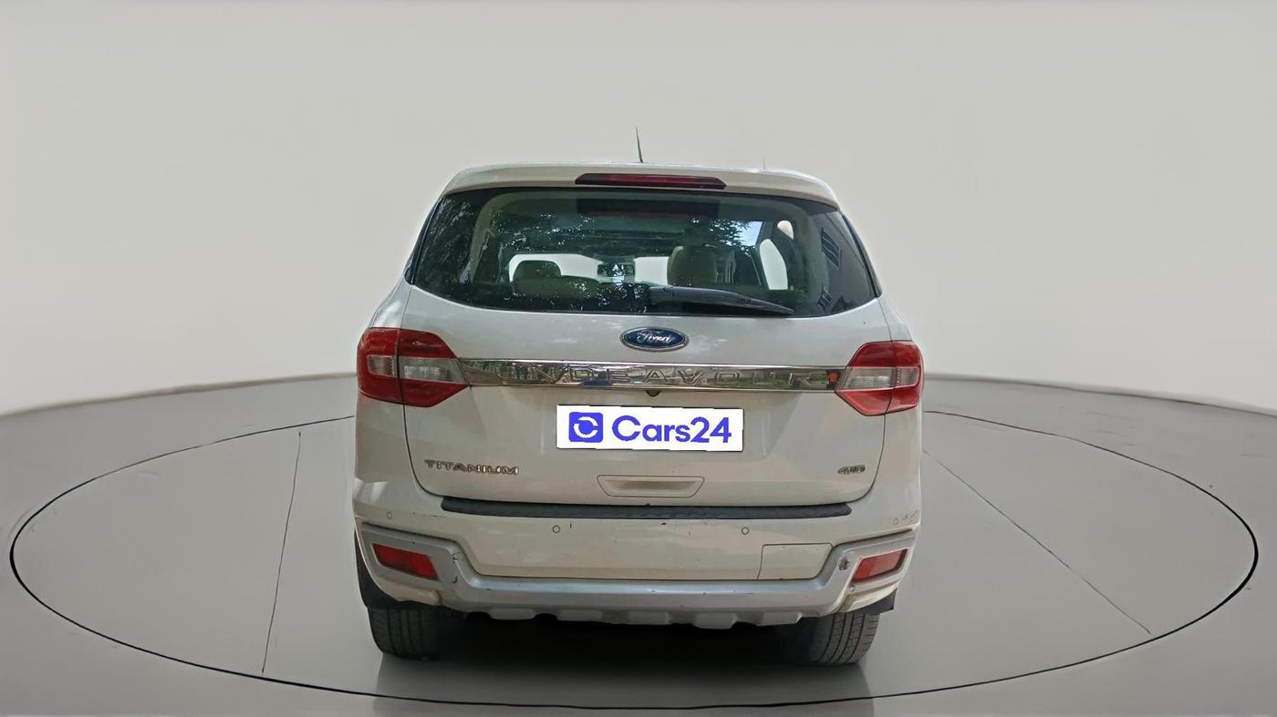 2018 Ford Endeavour TITANIUM 3.2 4X4 AT, Diesel, Automatic, 1,14,505 km, exterior