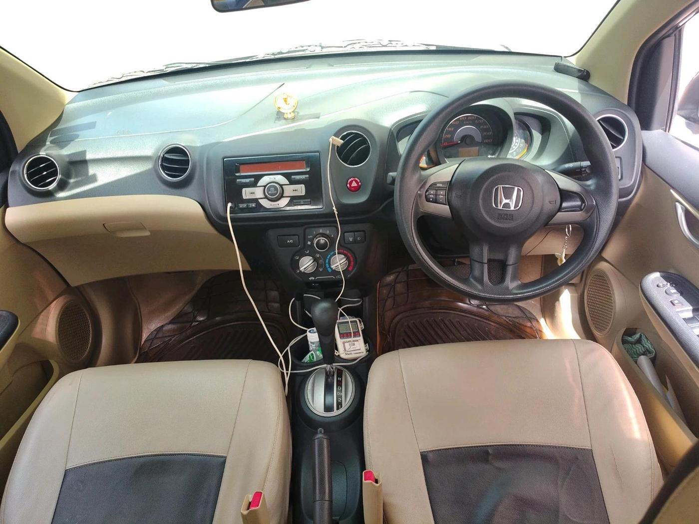 2014 Honda Amaze 1.2L I-VTEC VX AT, Petrol, Automatic, 86,568 km, interior