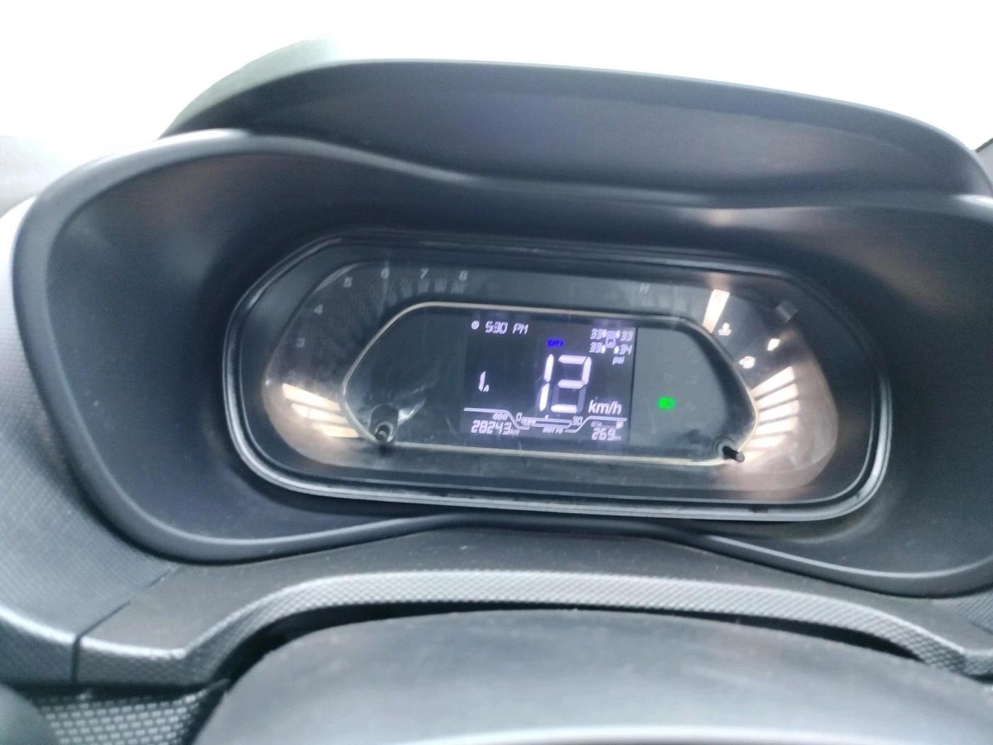 2023 Tata NEXON XZA PLUS LUX SUNROOF RED DARK PETROL, Petrol, Automatic, 28,243 km, interior