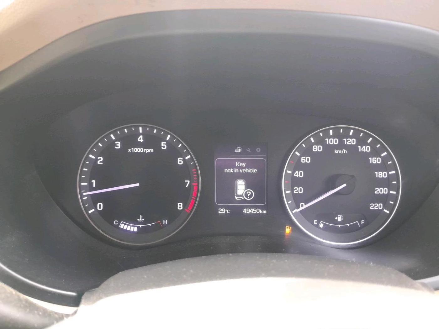 2016 Hyundai Elite i20 ASTA 1.2 (O), Petrol, Manual, 49,450 km, interior