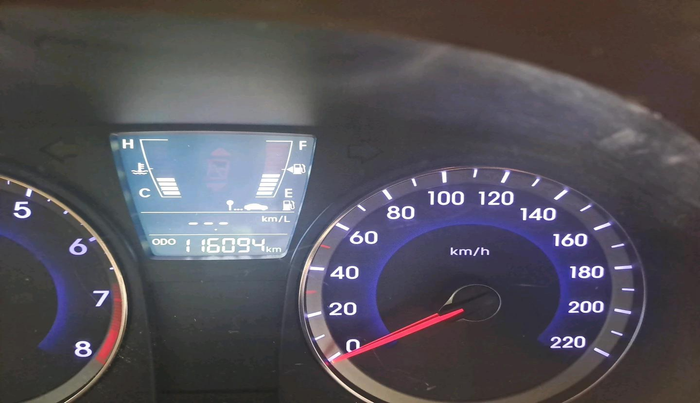 2013 Hyundai Verna FLUIDIC 1.6 VTVT EX, Petrol, Manual, 1,16,094 km, interior