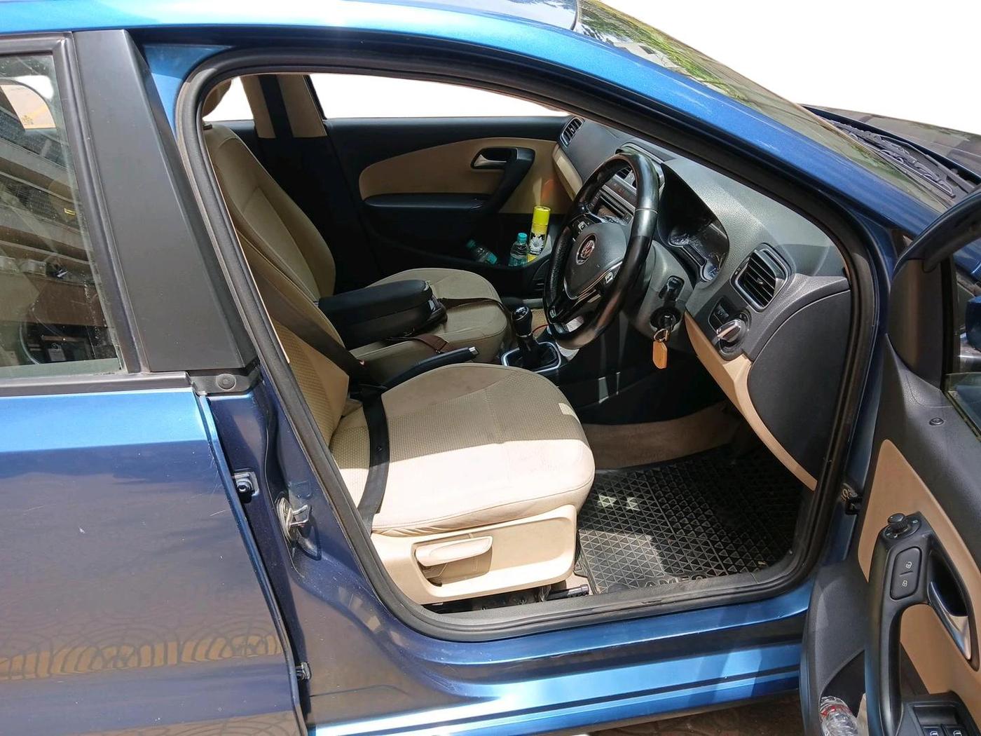 2016 Volkswagen Ameo HIGHLINE1.2L, Petrol, Manual, 59,095 km, interior