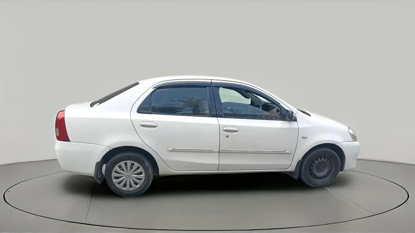 2012 Toyota Etios G, Petrol, Manual, 1,06,287 km, exterior