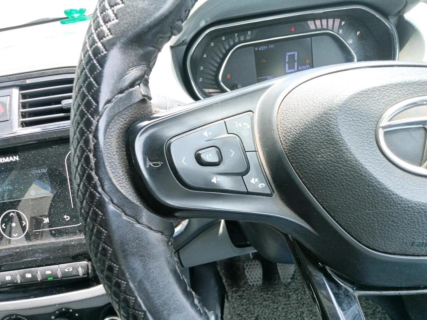 2022 Tata TIGOR XZ CNG, CNG, Manual, 66,862 km, interior