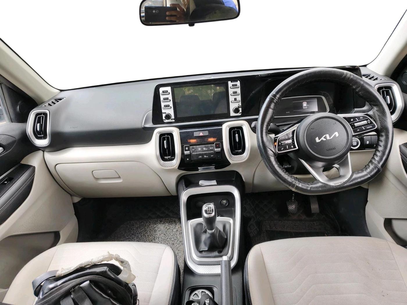 2023 KIA SONET HTX 1.5D IMT, Diesel, Manual, 24,888 km, interior