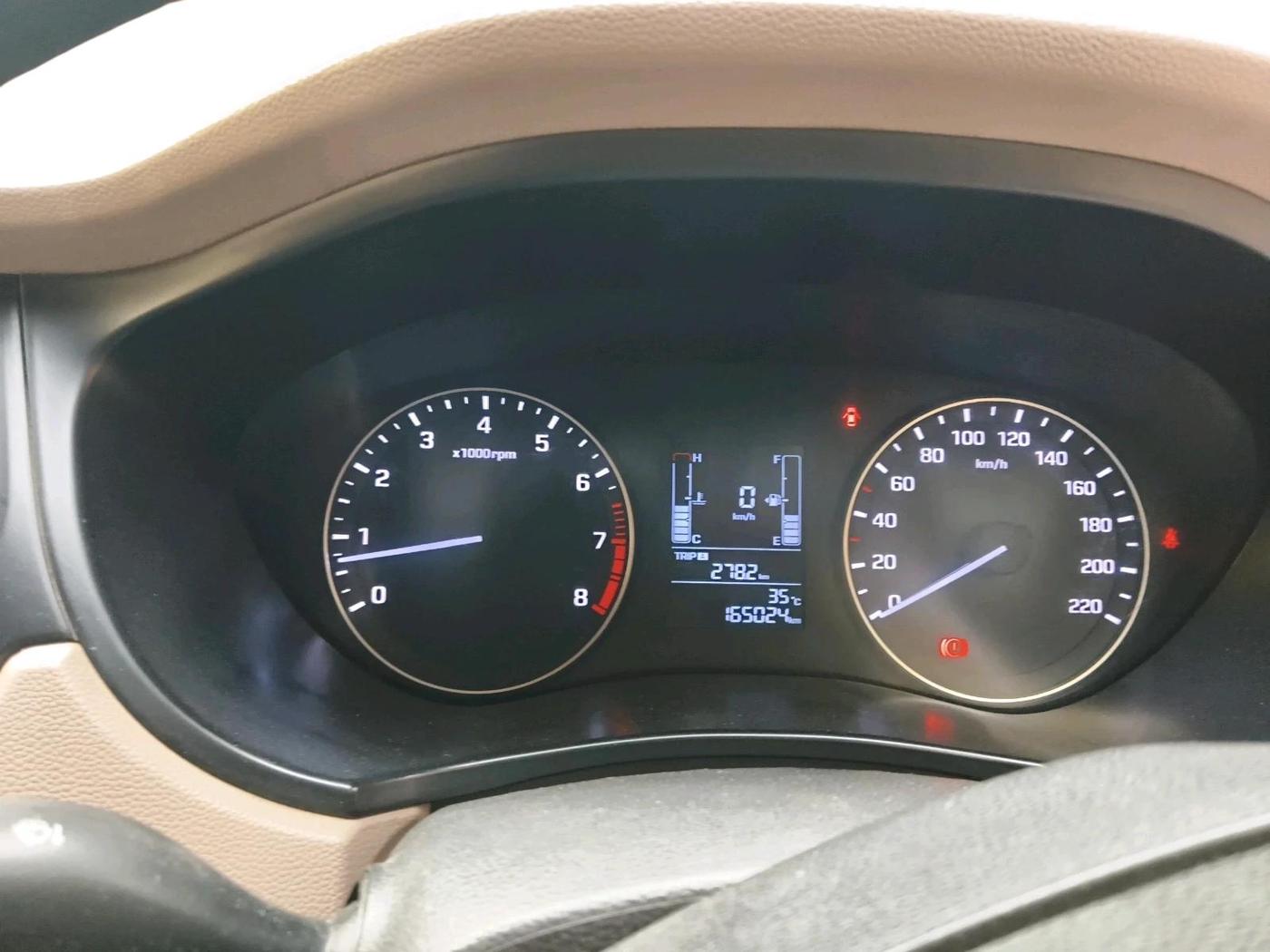 2017 Hyundai Elite i20 SPORTZ 1.2, Petrol, Manual, 1,65,069 km, interior