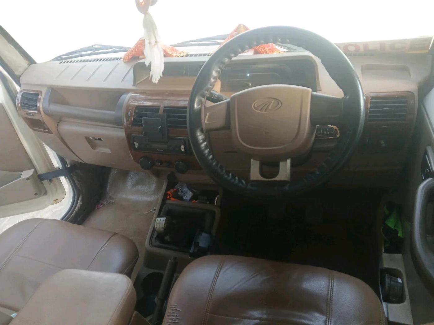 2012 Mahindra Bolero ZLX BS IV, Diesel, Manual, 1,35,072 km, interior
