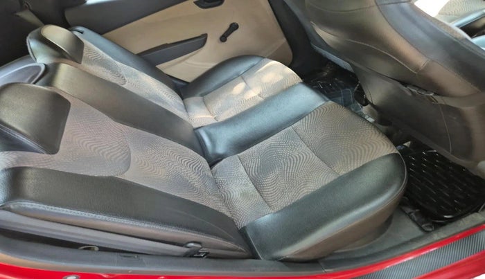 2016 Hyundai Eon MAGNA +, Petrol, Manual, 28,598 km, interior