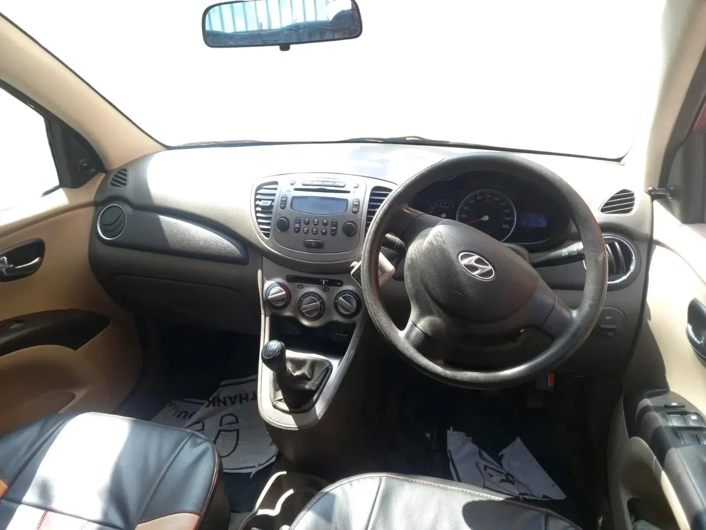 2015 Hyundai i10 SPORTZ 1.1, CNG, Manual, 37,131 km, interior