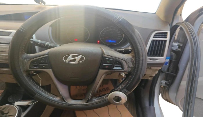 2011 Hyundai i20 ASTA 1.2, Petrol, Manual, 1,08,455 km, interior