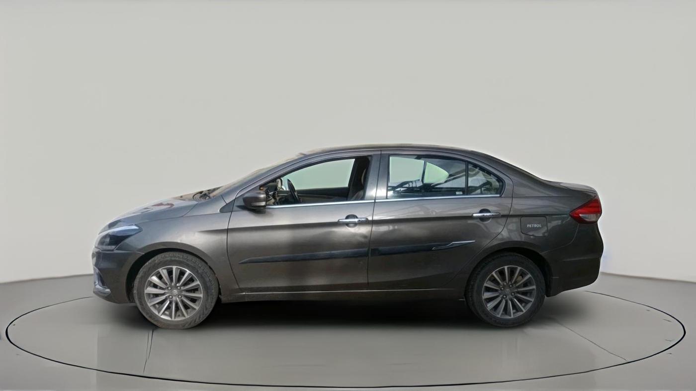 2018 Maruti Ciaz ALPHA  AT 1.5 SHVS PETROL, Petrol, Automatic, 97,037 km, exterior