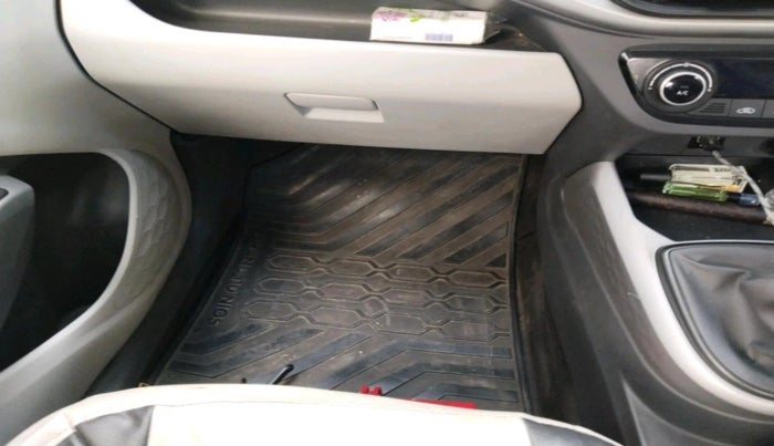 2021 Hyundai GRAND I10 NIOS SPORTZ 1.2 KAPPA VTVT CNG, CNG, Manual, 20,607 km, interior