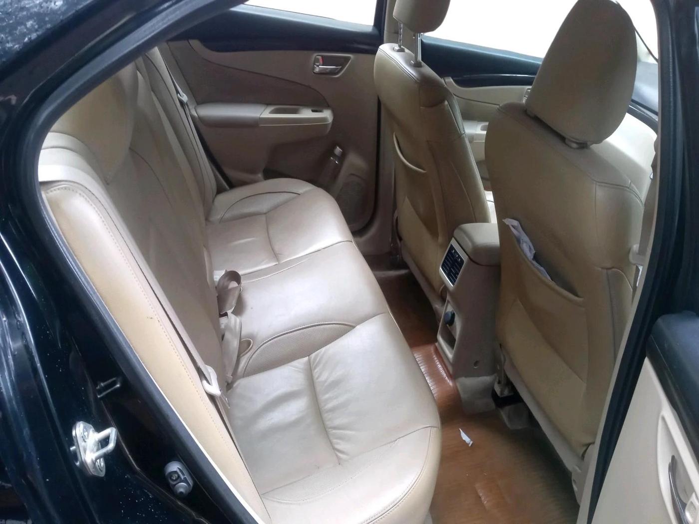 2016 Maruti Ciaz ZXI+ AT, Petrol, Automatic, 30,698 km, interior