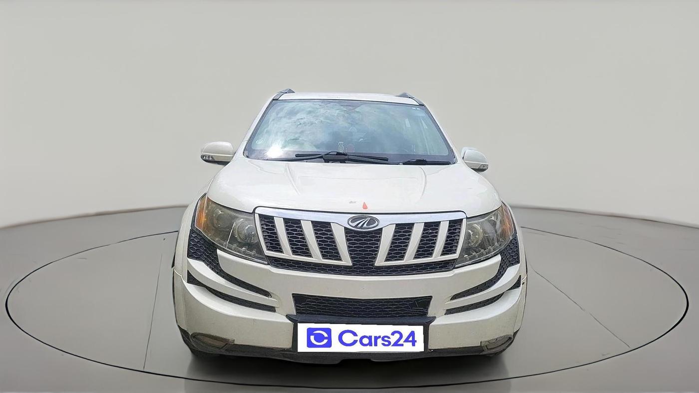 2014 Mahindra XUV500 W6, Diesel, Manual, 1,01,849 km, exterior