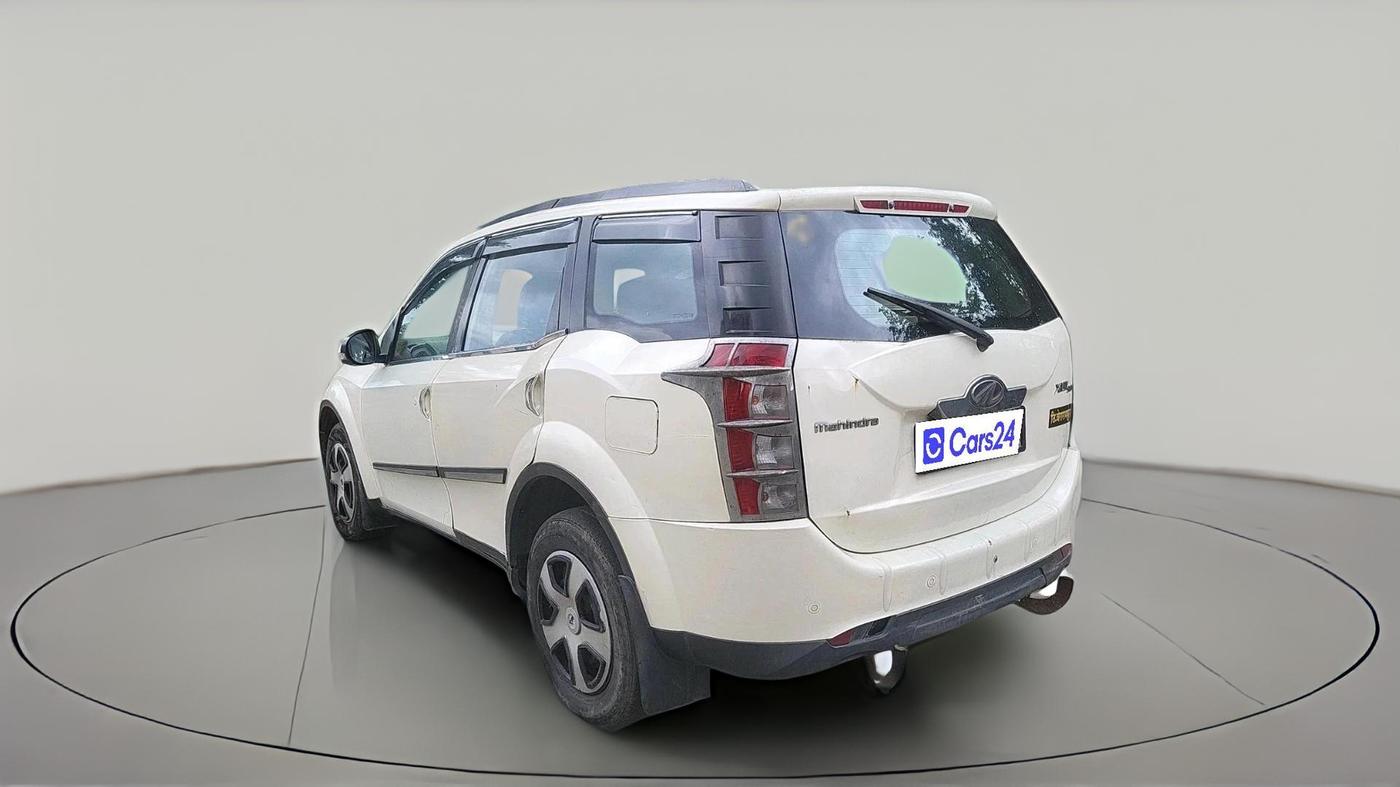 2014 Mahindra XUV500 W6, Diesel, Manual, 1,01,849 km, exterior