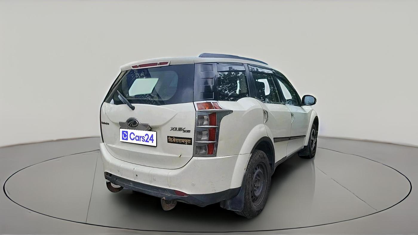 2014 Mahindra XUV500 W6, Diesel, Manual, 1,01,849 km, exterior