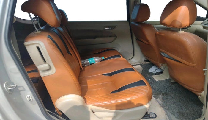 2013 Maruti Ertiga VDI, Diesel, Manual, 1,78,321 km, interior