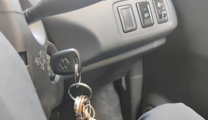 2011 Maruti Swift VXI, Petrol, Manual, 56,093 km, interior