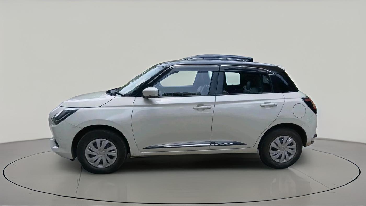 2024 Maruti Swift VXi AMT, Petrol, Automatic, 11,972 km, exterior