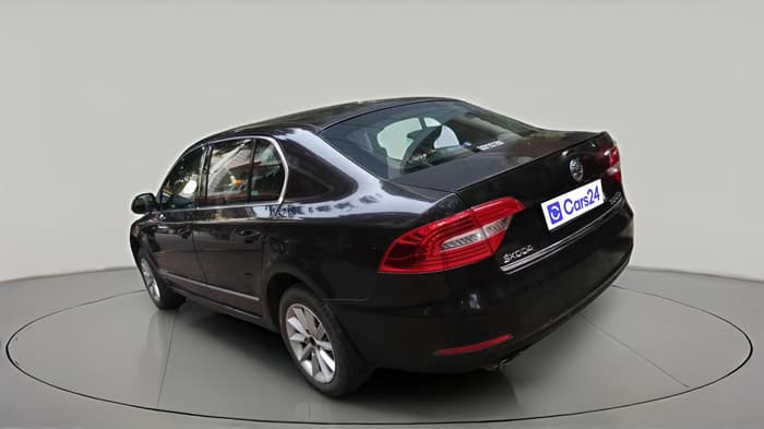 2014 Skoda Superb ELEGANCE 1.8 TSI AT, Petrol, Automatic, 45,411 km, exterior