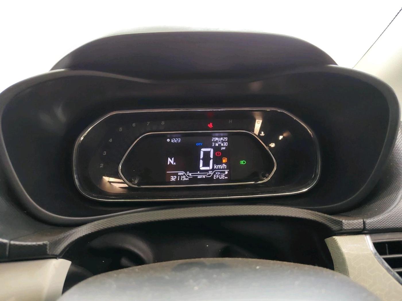 2021 Tata NEXON XZA PLUS SUNROOF PETROL, Petrol, Automatic, 32,119 km, interior