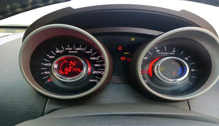 2014 Mahindra XUV500 W8, Diesel, Manual, 1,66,144 km, interior