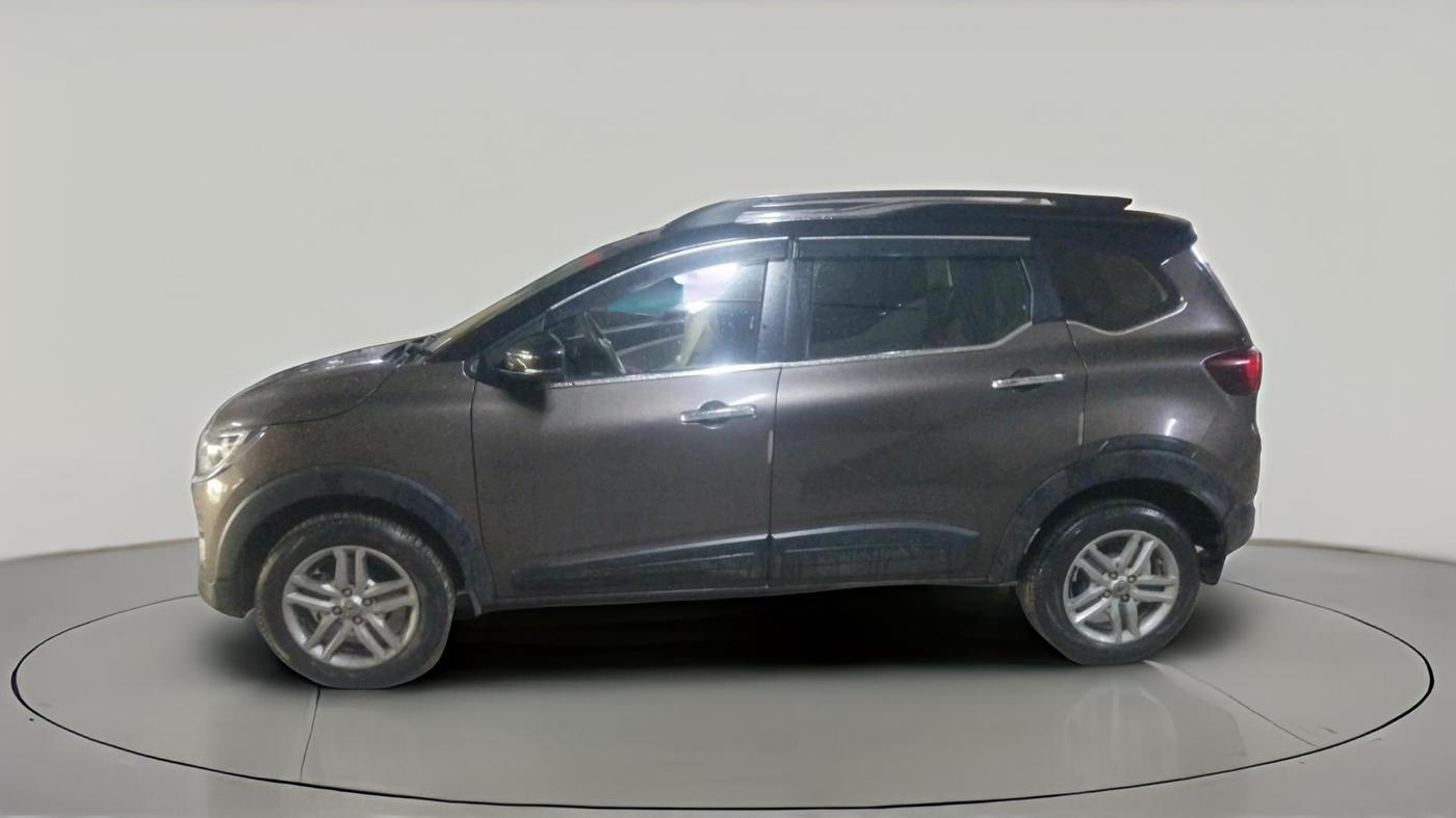 2024 Renault TRIBER RXZ, Petrol, Manual, 15,602 km, exterior