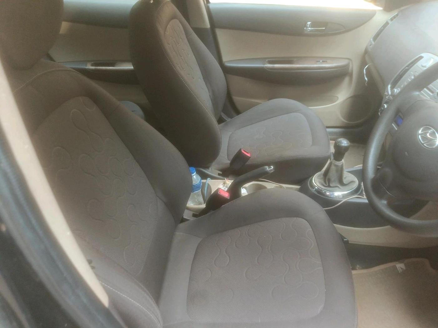 2011 Hyundai i20 MAGNA (O) 1.2, Petrol, Manual, 51,426 km, interior