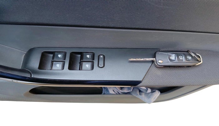 2017 Tata TIGOR XT PETROL, Petrol, Manual, 26,993 km, interior