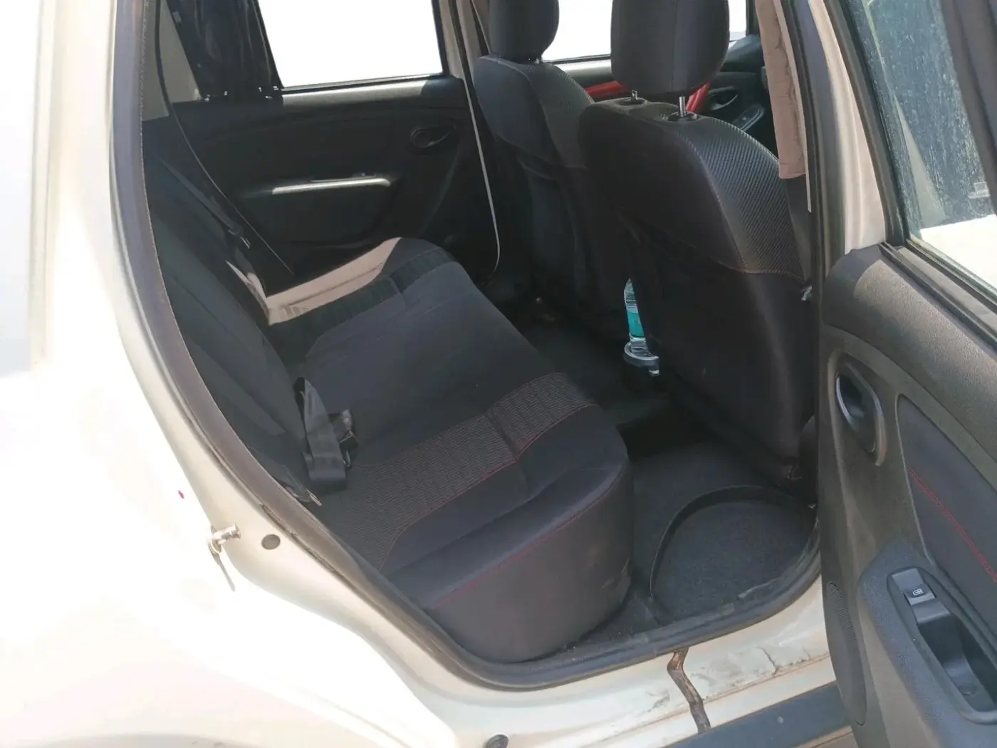 2017 Renault Duster RXS CVT, Petrol, Automatic, 40,100 km, interior