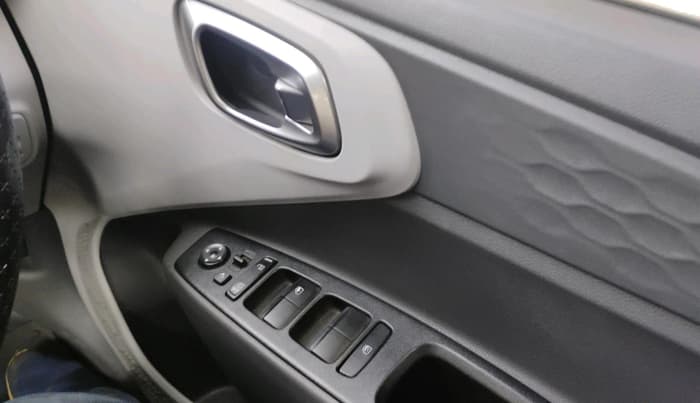 2022 Hyundai GRAND I10 NIOS SPORTZ 1.2 KAPPA VTVT CNG, CNG, Manual, 34,625 km, interior