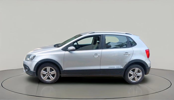 2016 Volkswagen Polo HIGHLINE1.5L, Diesel, Manual, 1,07,332 km, exterior