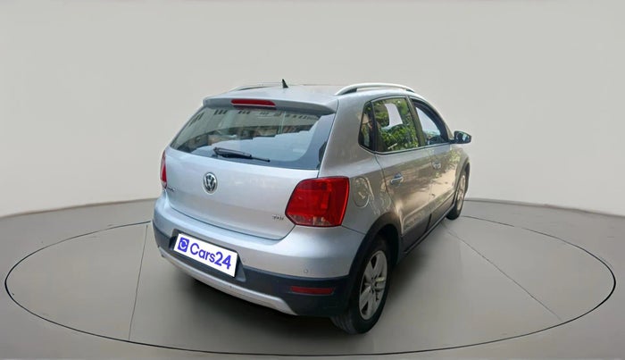 2016 Volkswagen Polo HIGHLINE1.5L, Diesel, Manual, 1,07,332 km, exterior