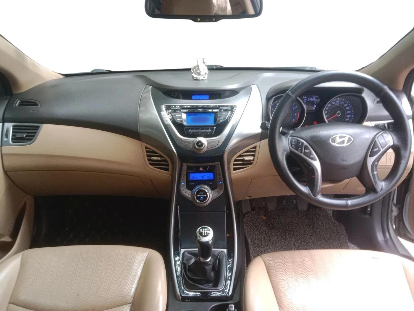 2013 Hyundai New Elantra 1.8 SX MT VTVT, Petrol, Manual, 57,629 km, interior