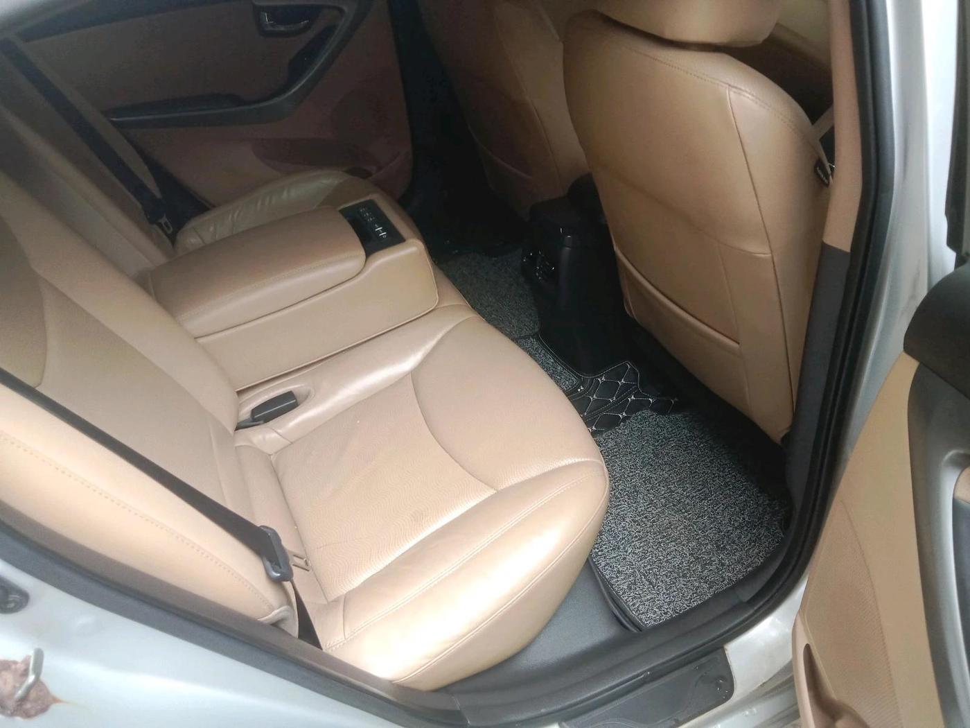 2013 Hyundai New Elantra 1.8 SX MT VTVT, Petrol, Manual, 57,629 km, interior