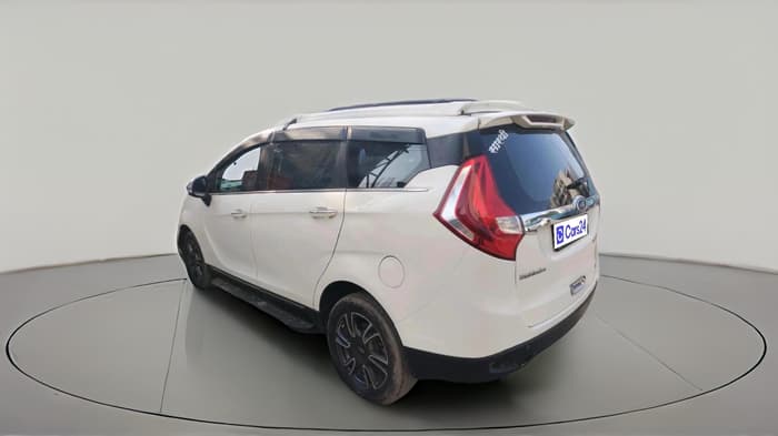 2018 Mahindra MARAZZO M8 7 STR, Diesel, Manual, 99,126 km, exterior