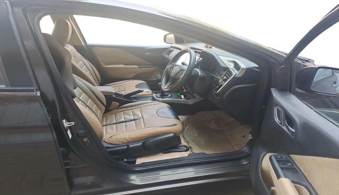 2017 Honda City 1.5L I-DTEC V, Diesel, Manual, 84,260 km, interior