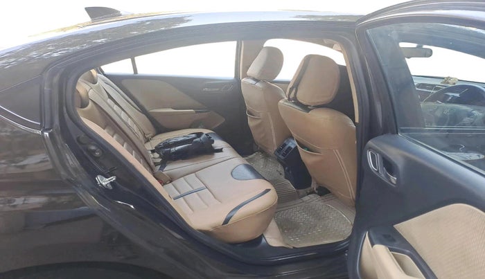 2017 Honda City 1.5L I-DTEC V, Diesel, Manual, 84,260 km, interior