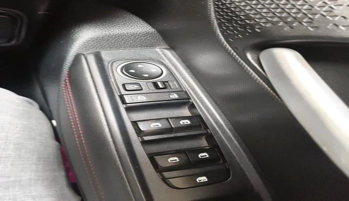 2020 KIA SONET GTX PLUS 1.5 AT, Diesel, Automatic, 93,869 km, interior