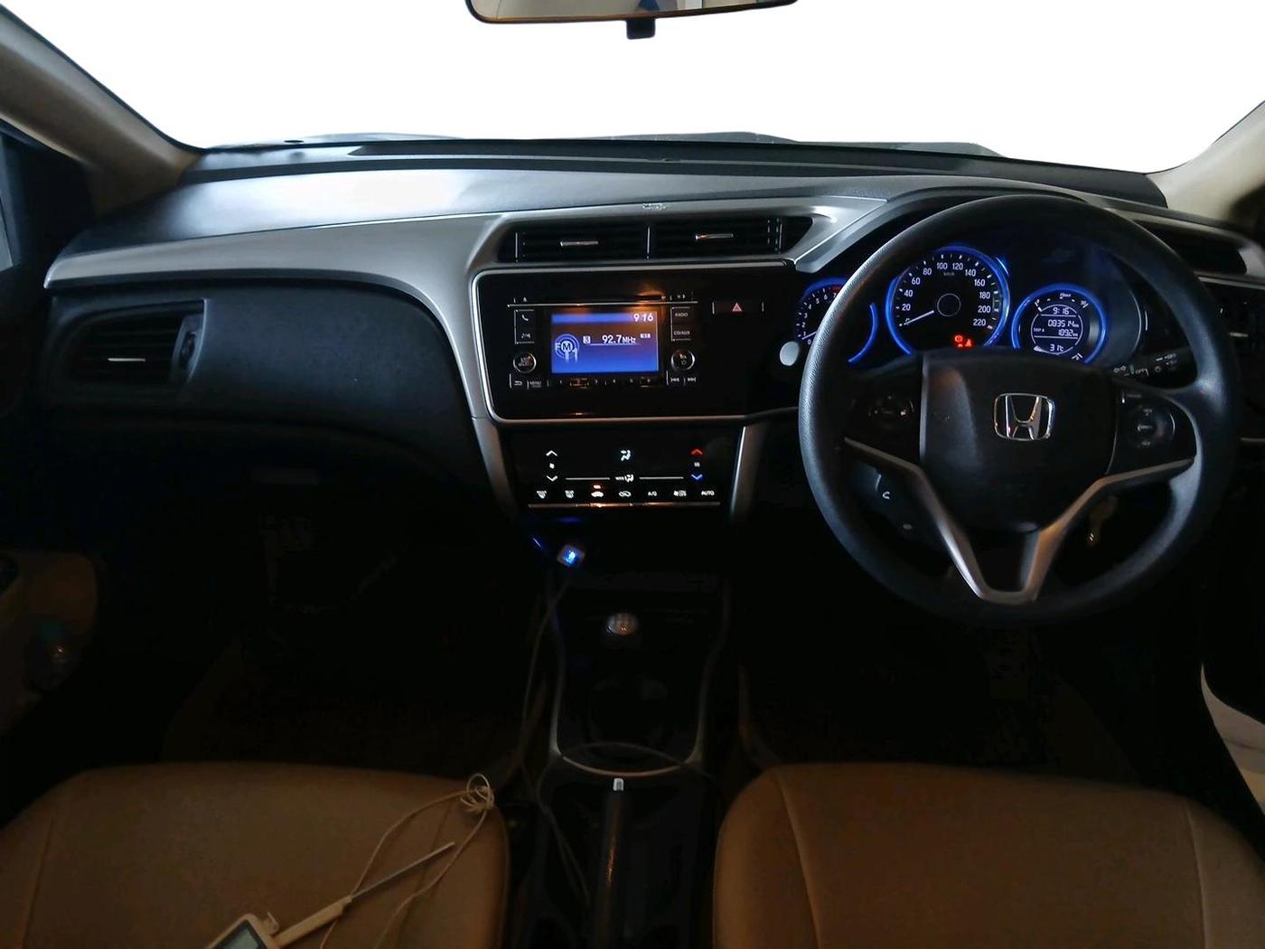 2016 Honda City 1.5L I-VTEC V MT, Petrol, Manual, 83,514 km, interior