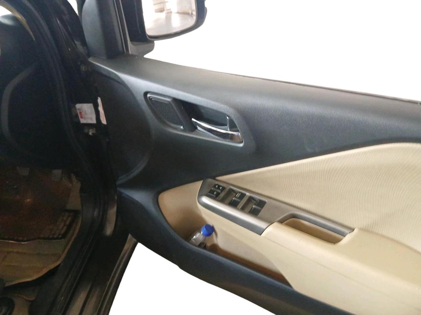 2016 Honda City 1.5L I-VTEC V MT, Petrol, Manual, 83,514 km, interior