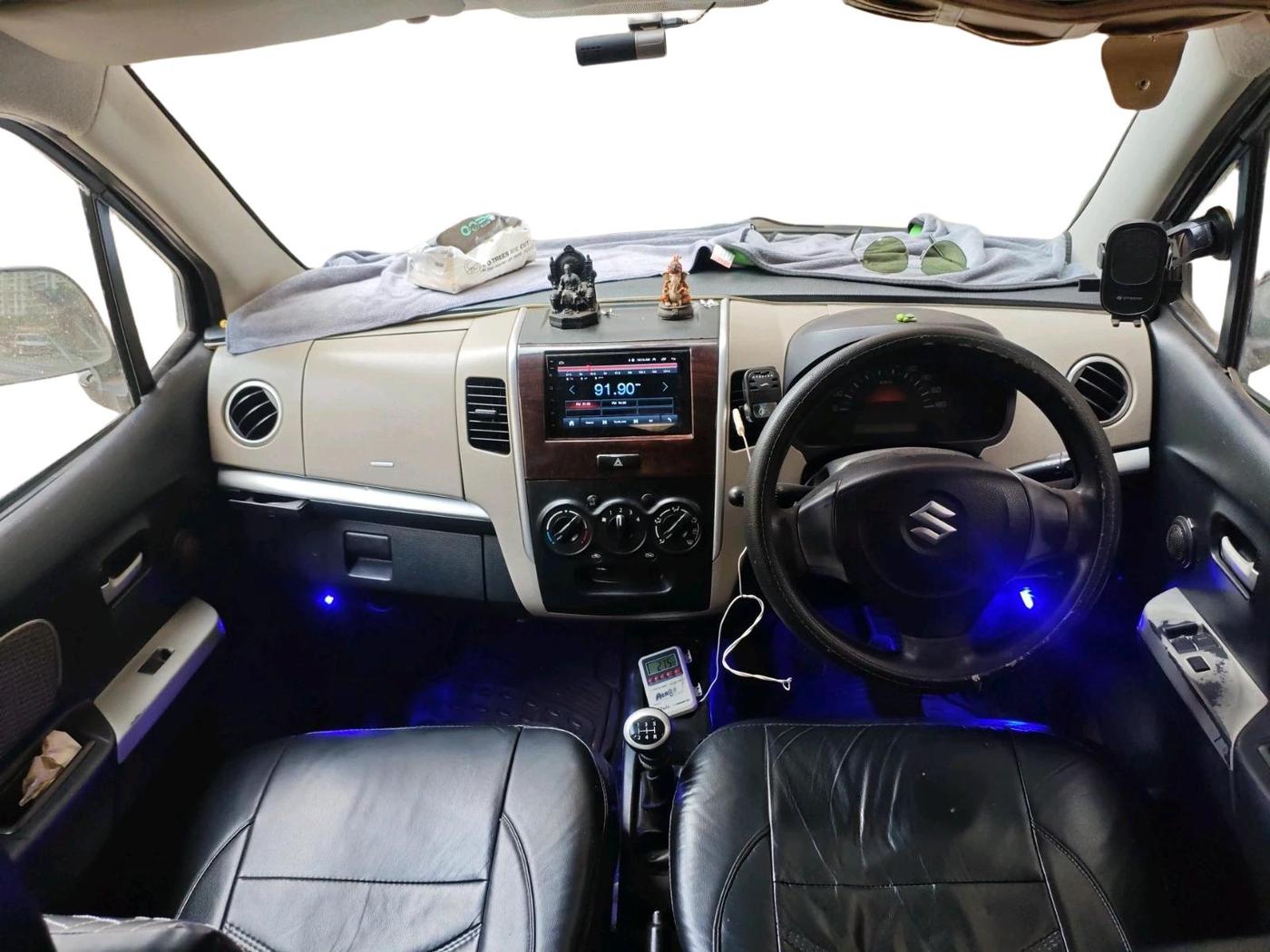 2013 Maruti Wagon R 1.0 LXI CNG, CNG, Manual, 84,802 km, interior