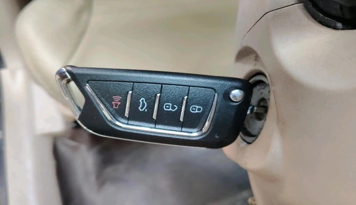 2014 Maruti Ertiga VXI CNG, CNG, Manual, 82,423 km, interior