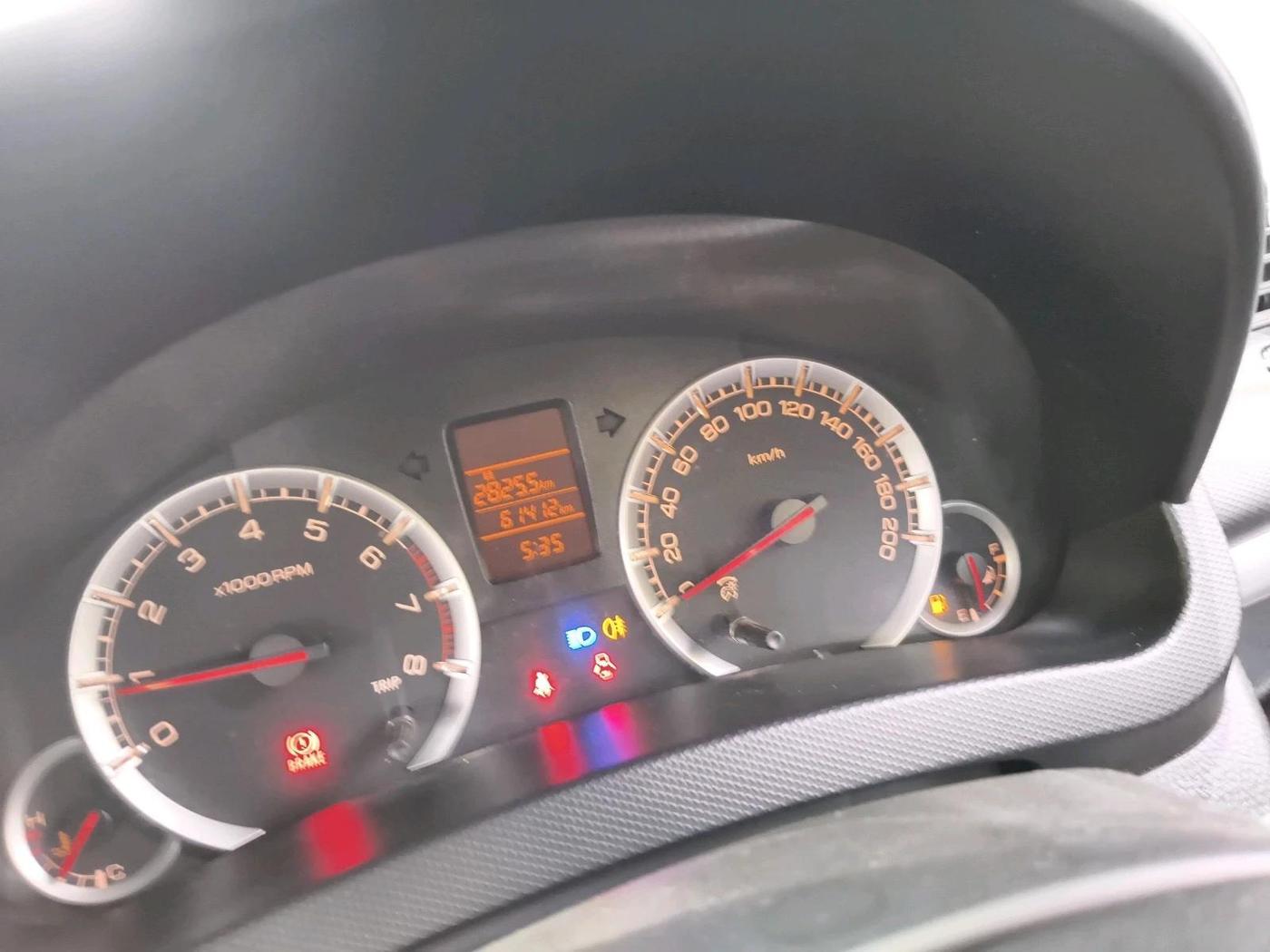 2013 Maruti Swift VXI, Petrol, Manual, 61,415 km, interior