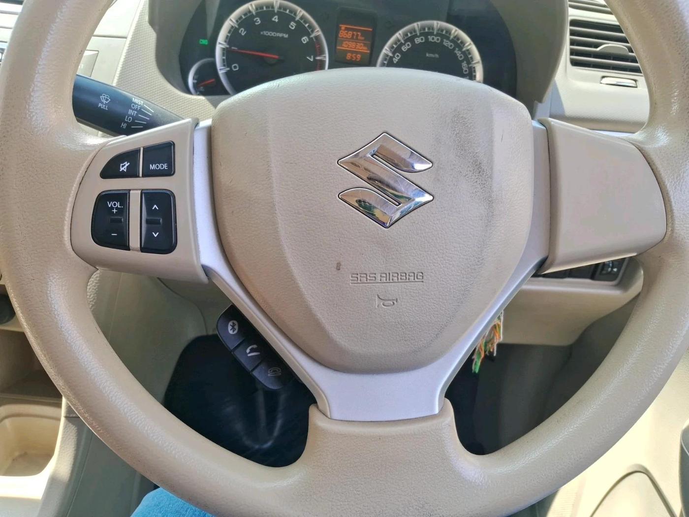 2016 Maruti Ertiga VXI CNG, CNG, Manual, 1,09,830 km, interior