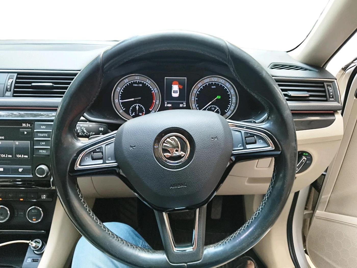2017 Skoda Superb L&K 1.8 TSI AT, Petrol, Automatic, 52,089 km, interior